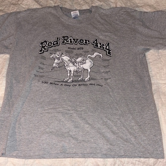 Gildan Other - Vintage Souvenir Red River 4x4 Gildan T-Shirt Large